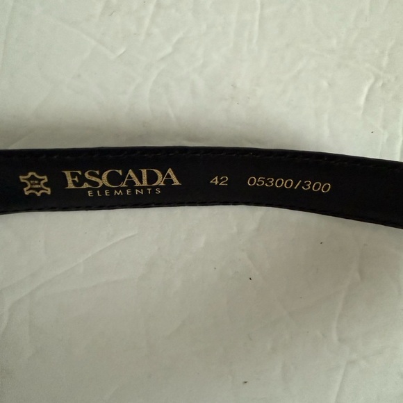 NWT Escada Guertel Designer Luxury Black Leather Belt Gold Buckle Women Size 42 main image 9
